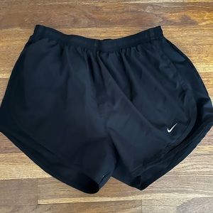 Nike dri fit shorts size small